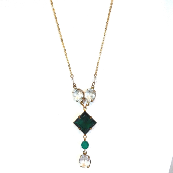Jewelry - Necklace